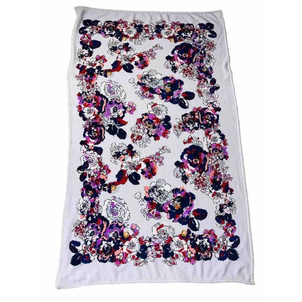 Vera Bradley Fleece Throw Blanket 80x50 Inches Floral Multicolor Pattern