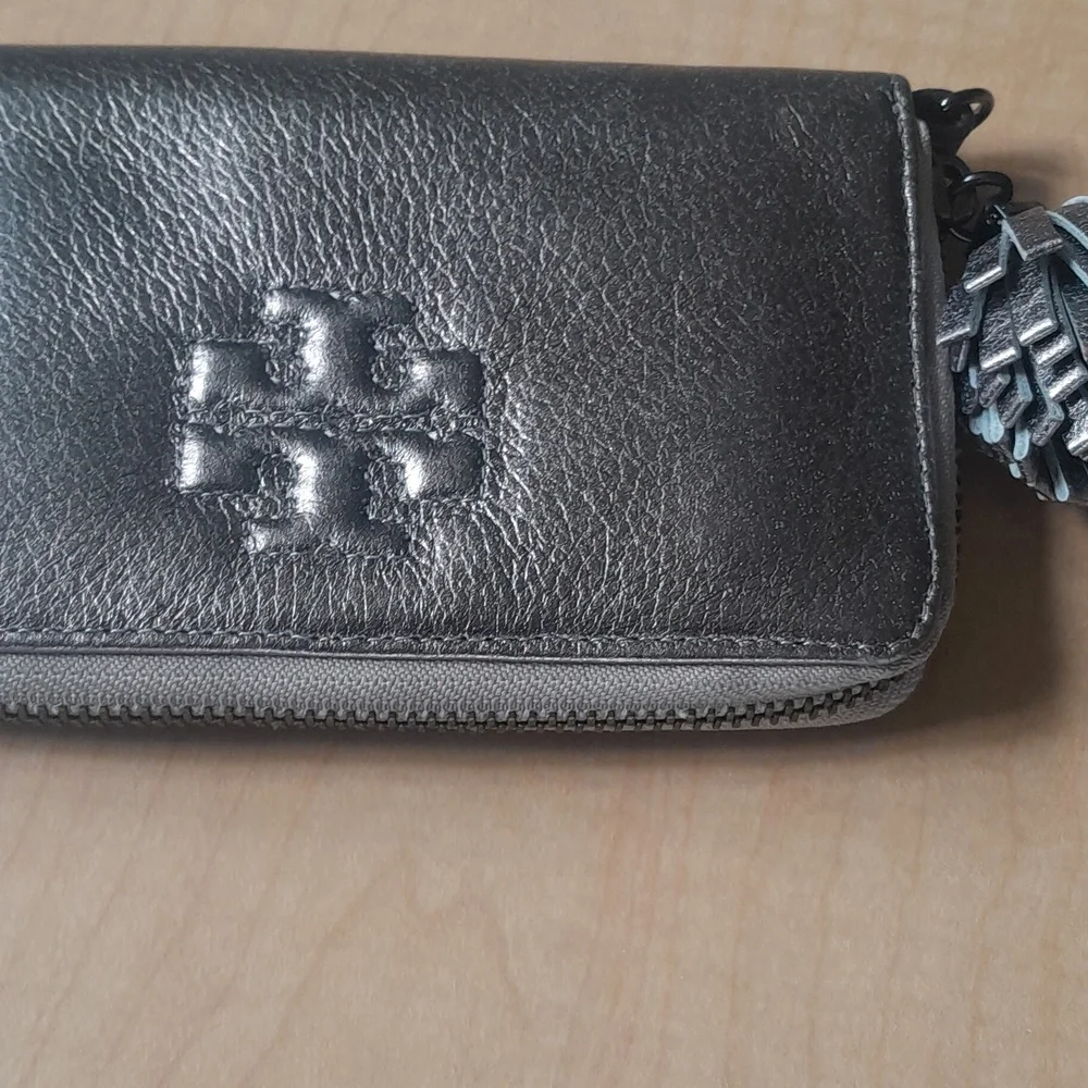 Tory Burch gorgeous mettalic