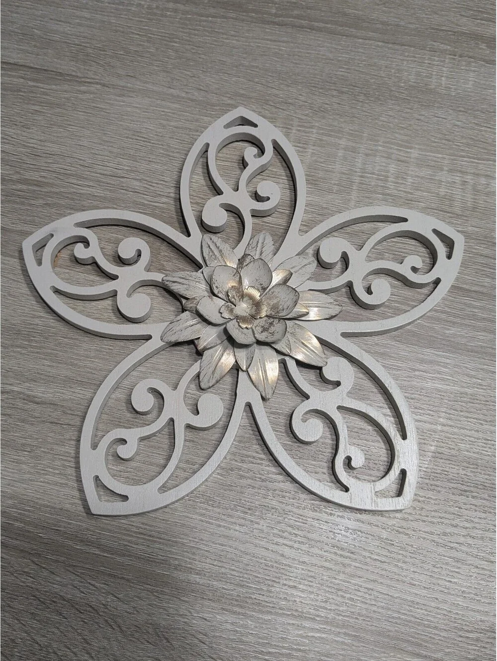 Decorative White Wooden Flower Wall Hanging
