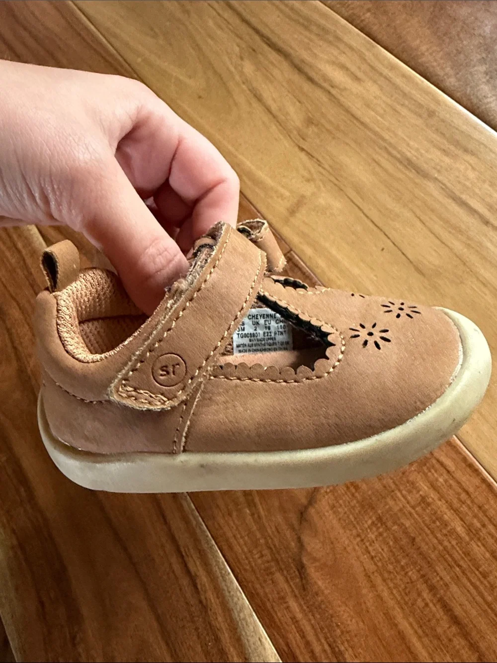 Stride Rite soft leather