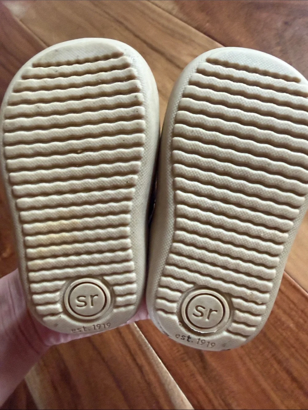 Stride Rite soft leather