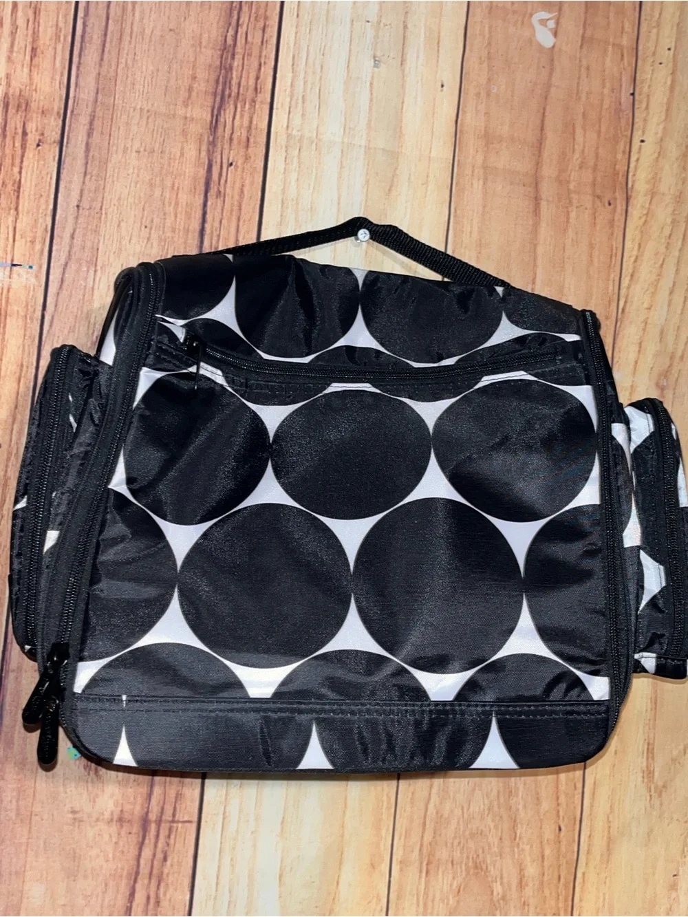 Thirty-One Deluxe Hanging Cosmetic Bag Travel Toiletry Big Dots Black & White