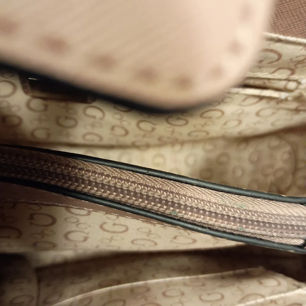 Guess logo print