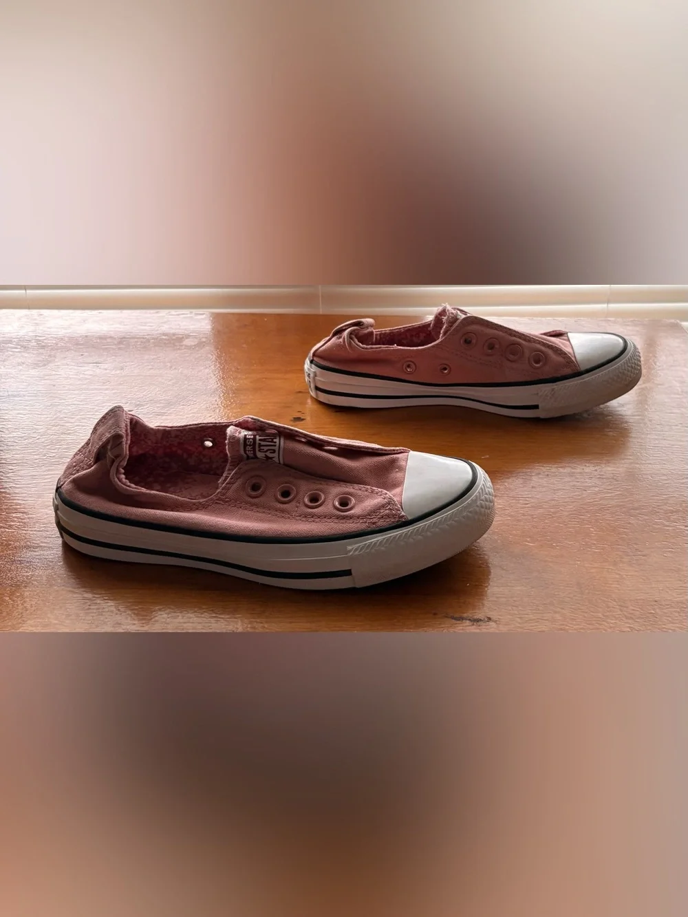 Converse laceless slip