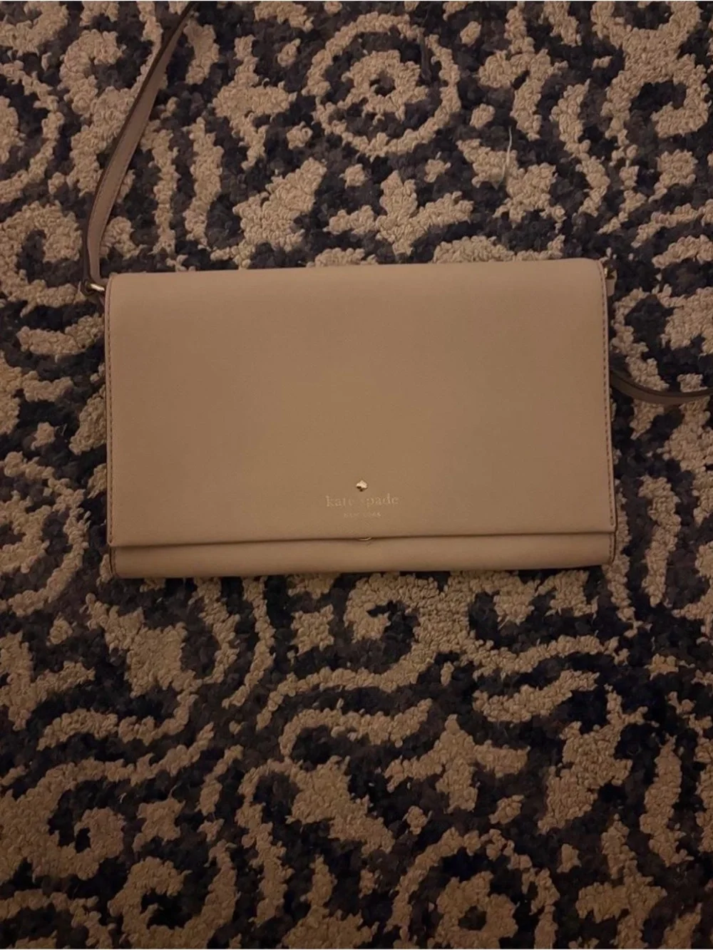 kate spade Crossbody Wallet in Taupe Beige