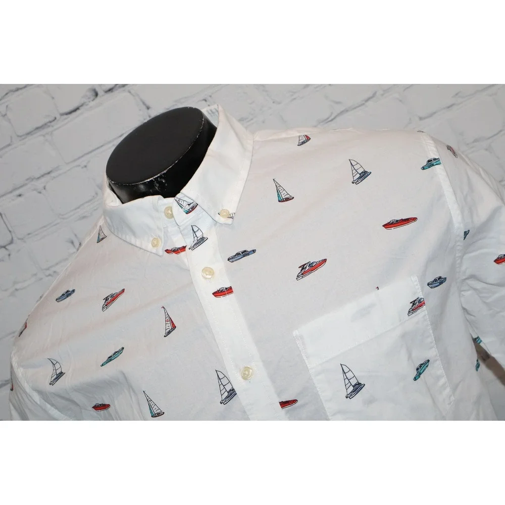 Banana Republic Button Down Shirt Mens XL White Sailboat Speedboat Print