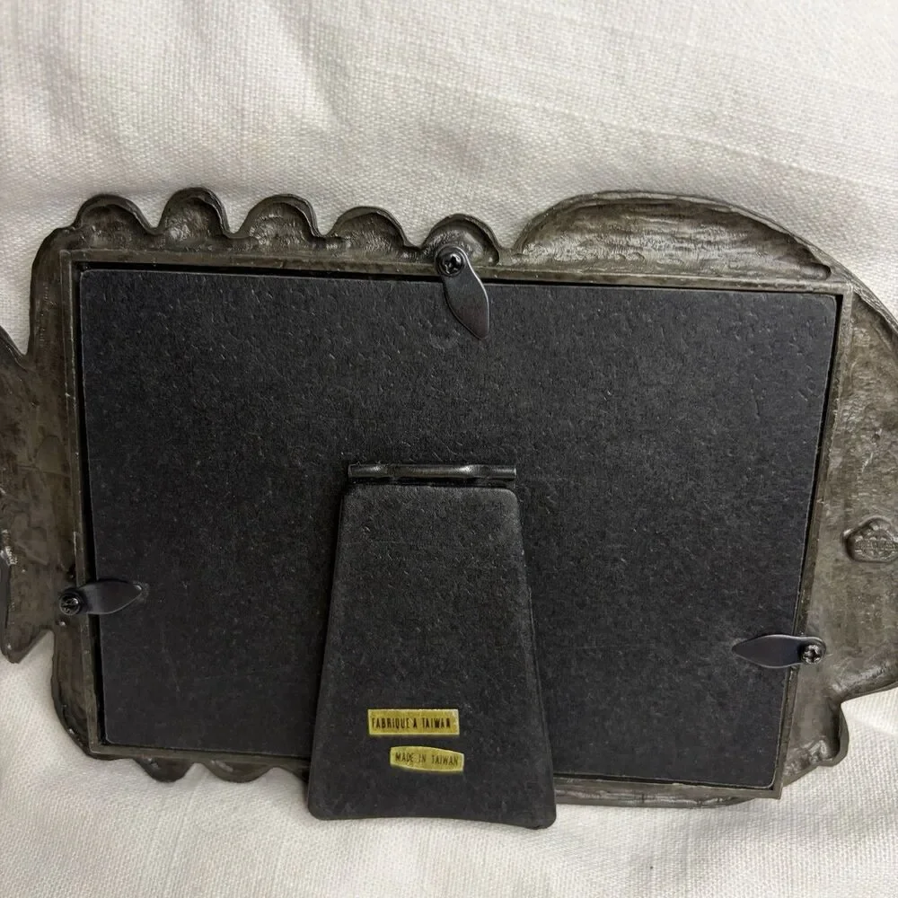 Unbranded pewter owned photo