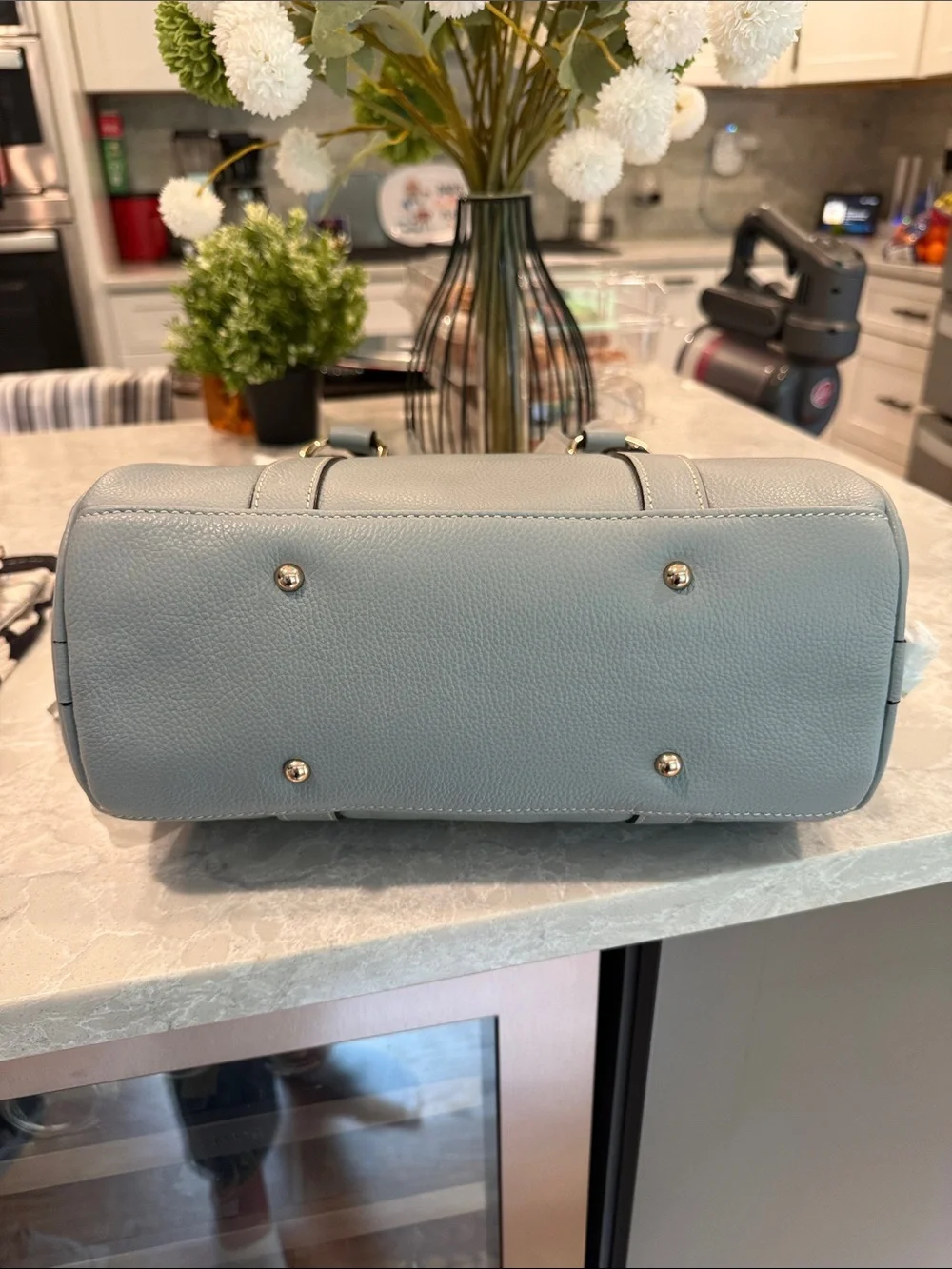 Dooney & Bourke bnwt details