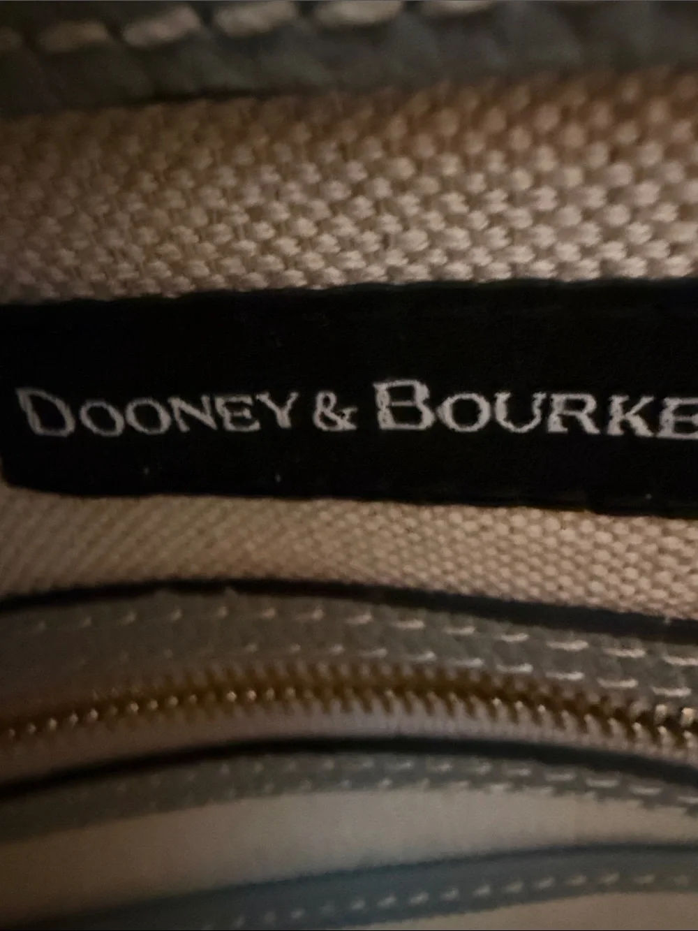 Dooney & Bourke bnwt details