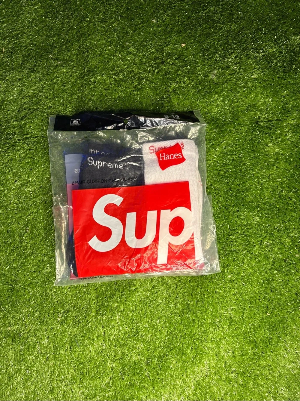 Supreme Socks (2 Pairs) - Black/White - Brand New Sealed