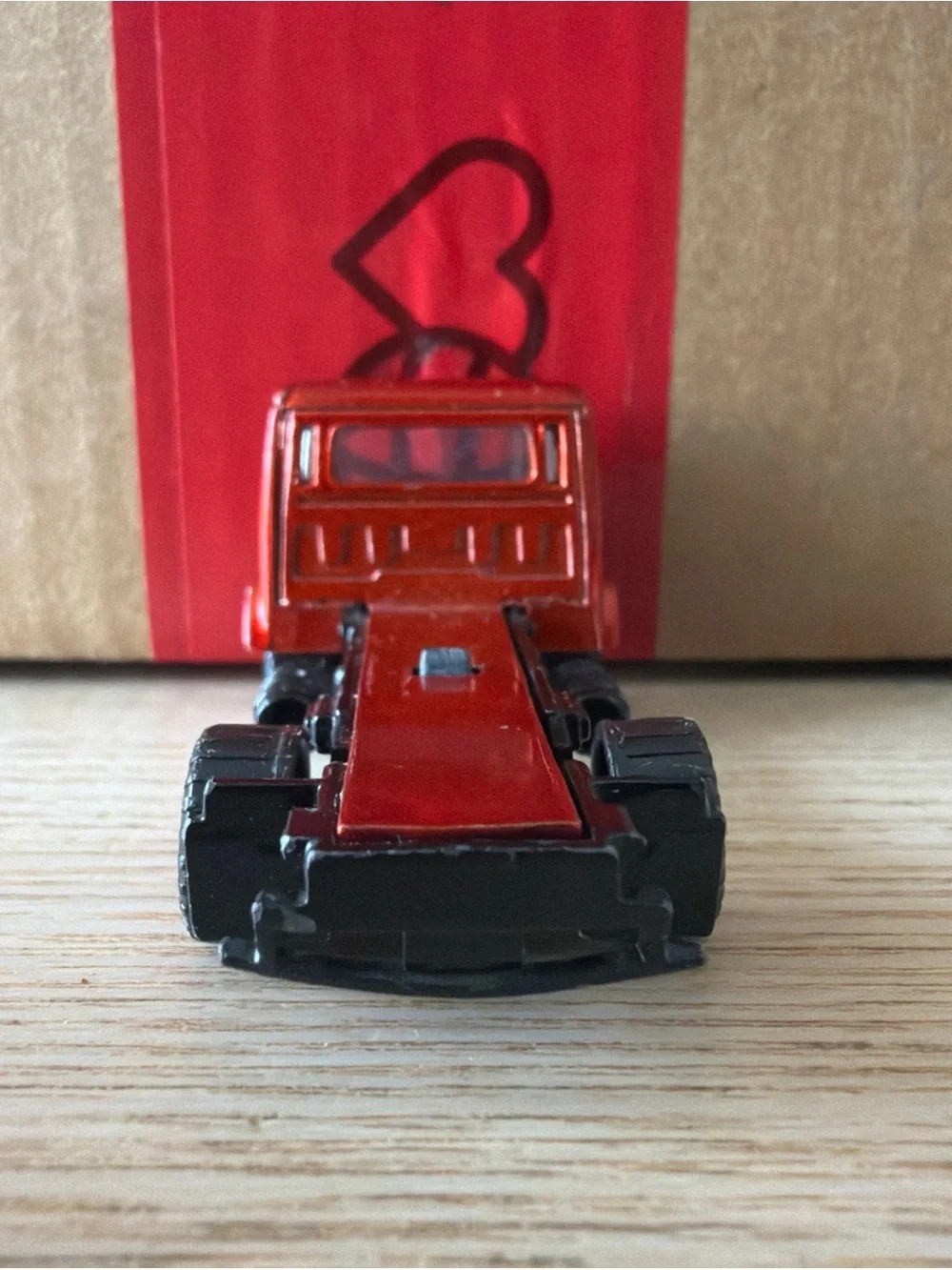MATCHBOX 1999 ORANGE 1:90 2 3/4