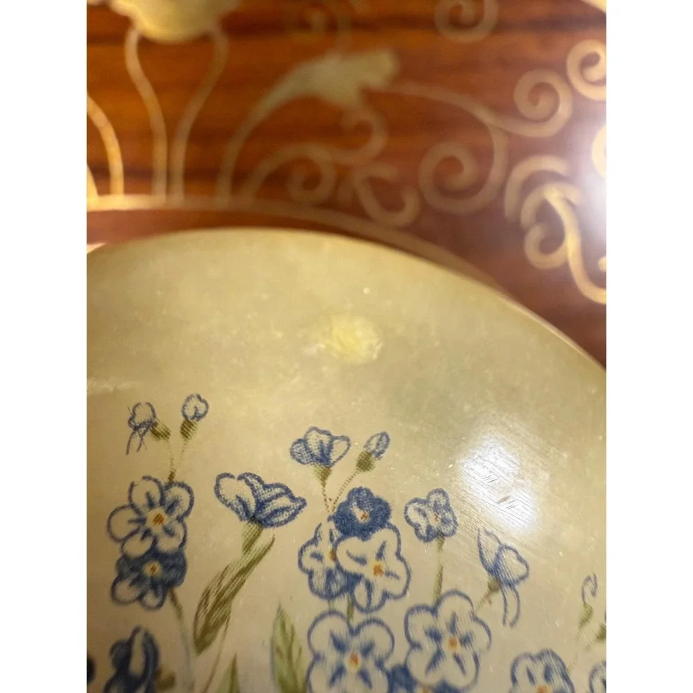 N/A vintage carved