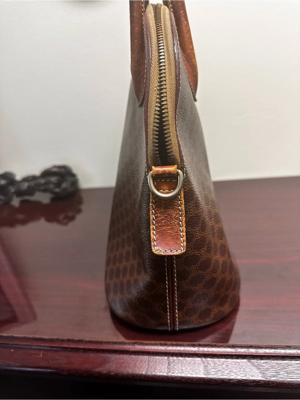 N/A elegant brown