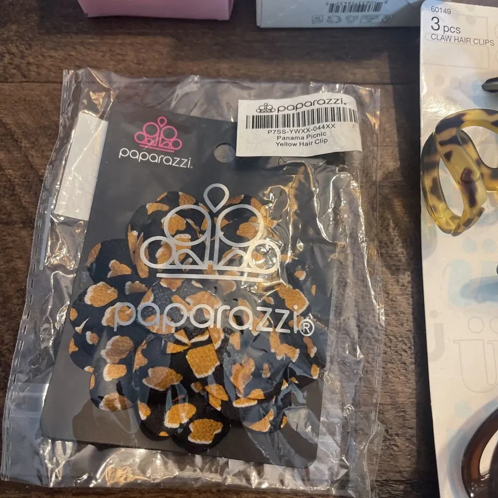 Assorted facial bundle