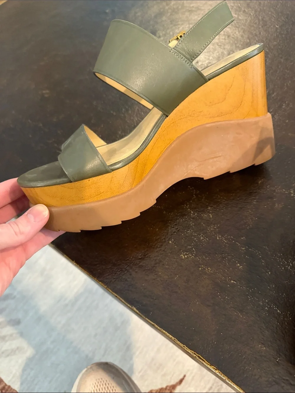MICHAEL Michael Kors green look day