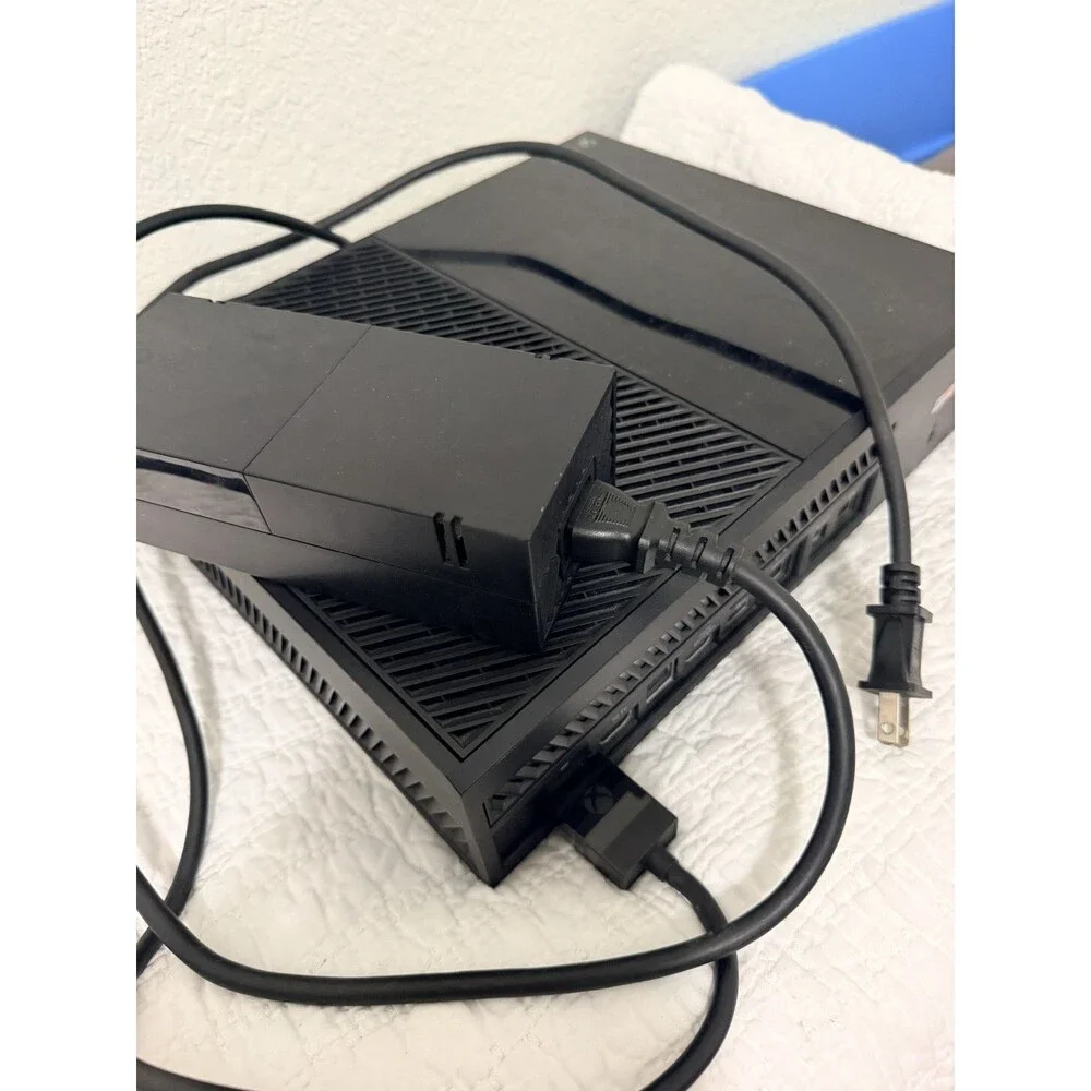 Microsoft Xbox One 500GB Home Console - Black (1540)