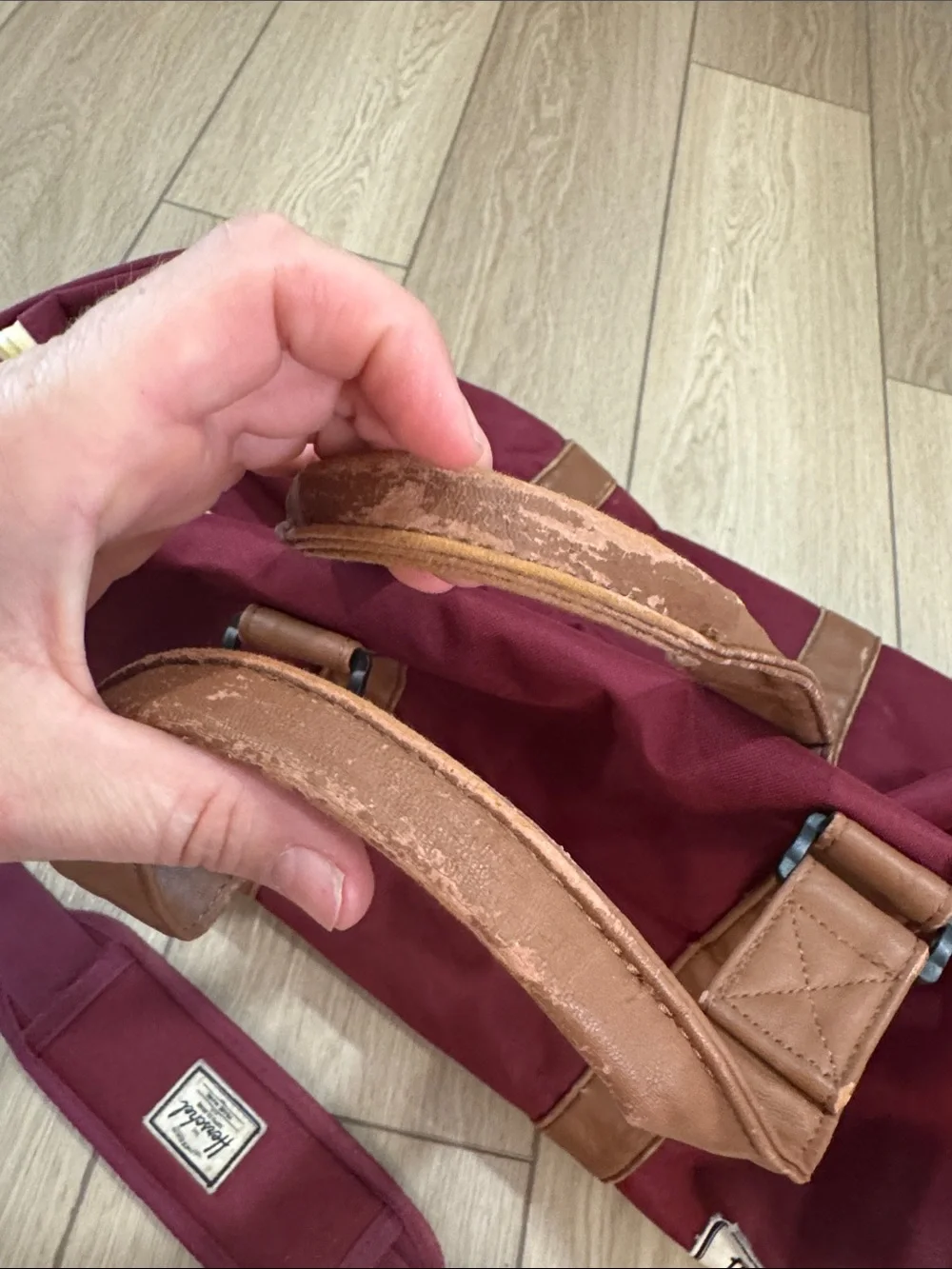 Herschel Novel Duffle Bag Weekender Retail: $120 Vacation Travel Red