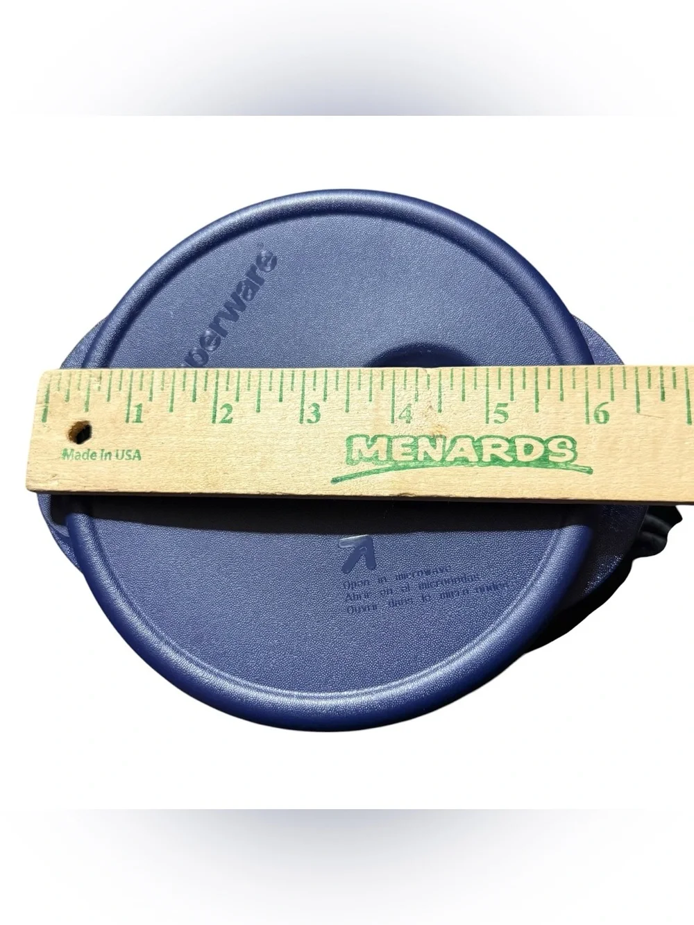 Tupperware vent serve