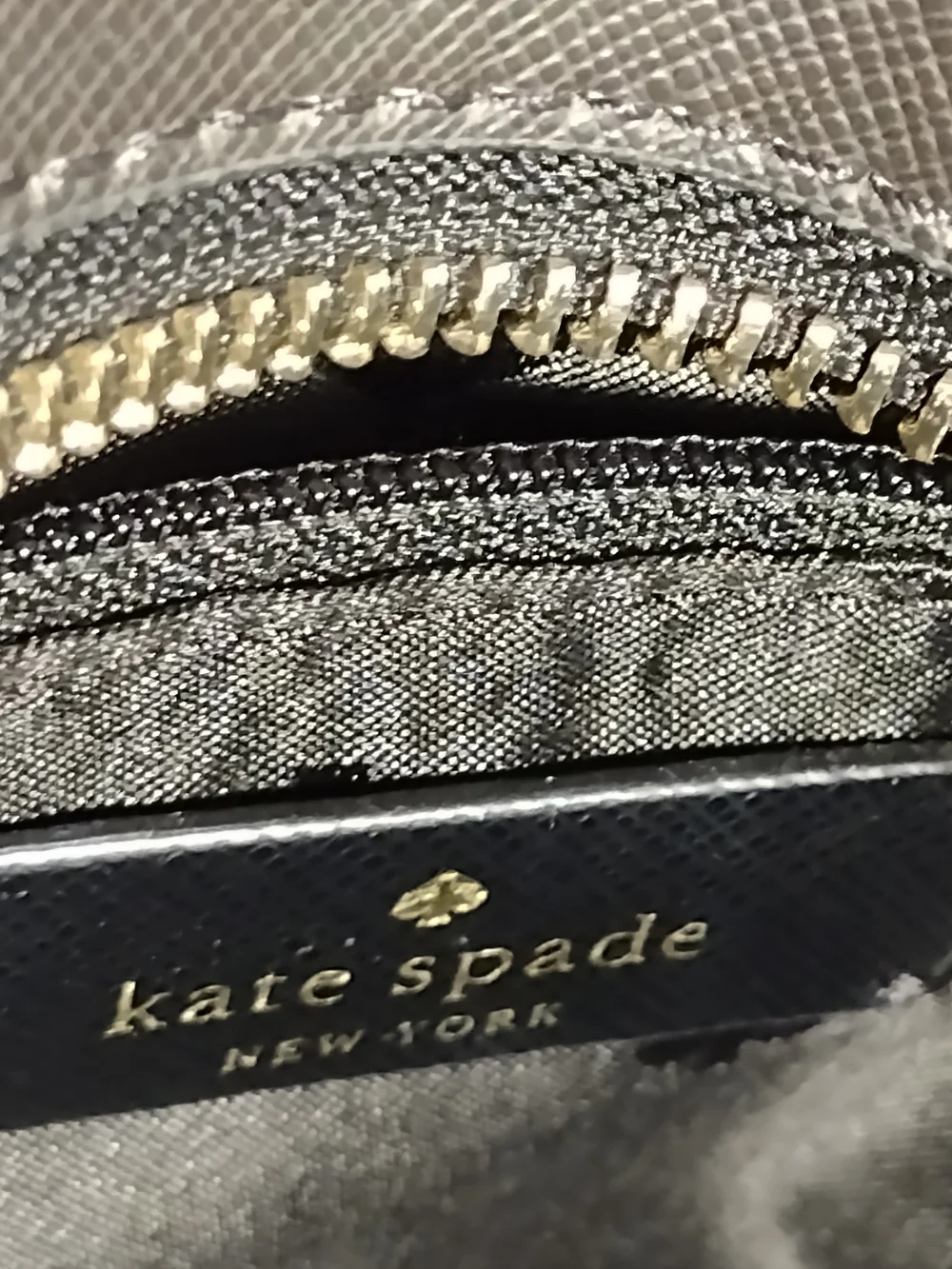 kate spade handles features