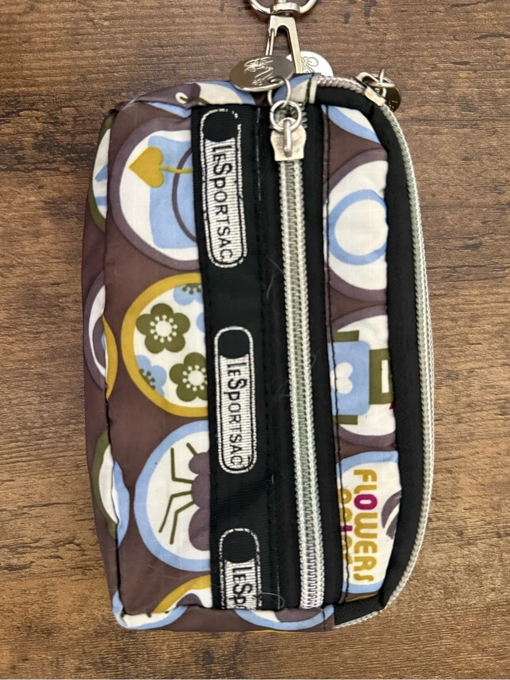 Lesportsac wristlet phone