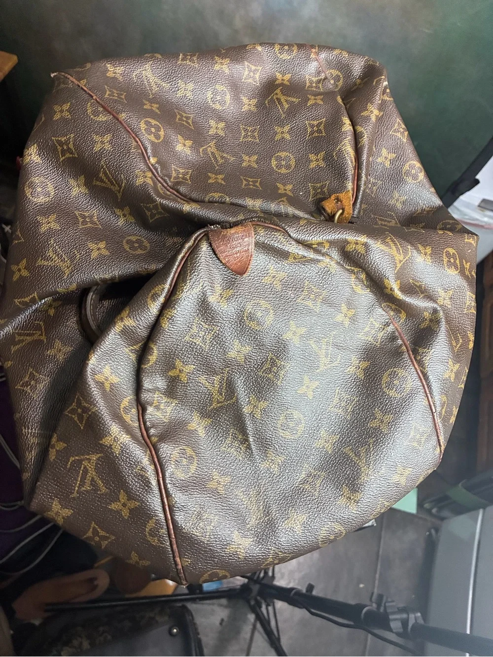 Louis Vuitton authentic pre