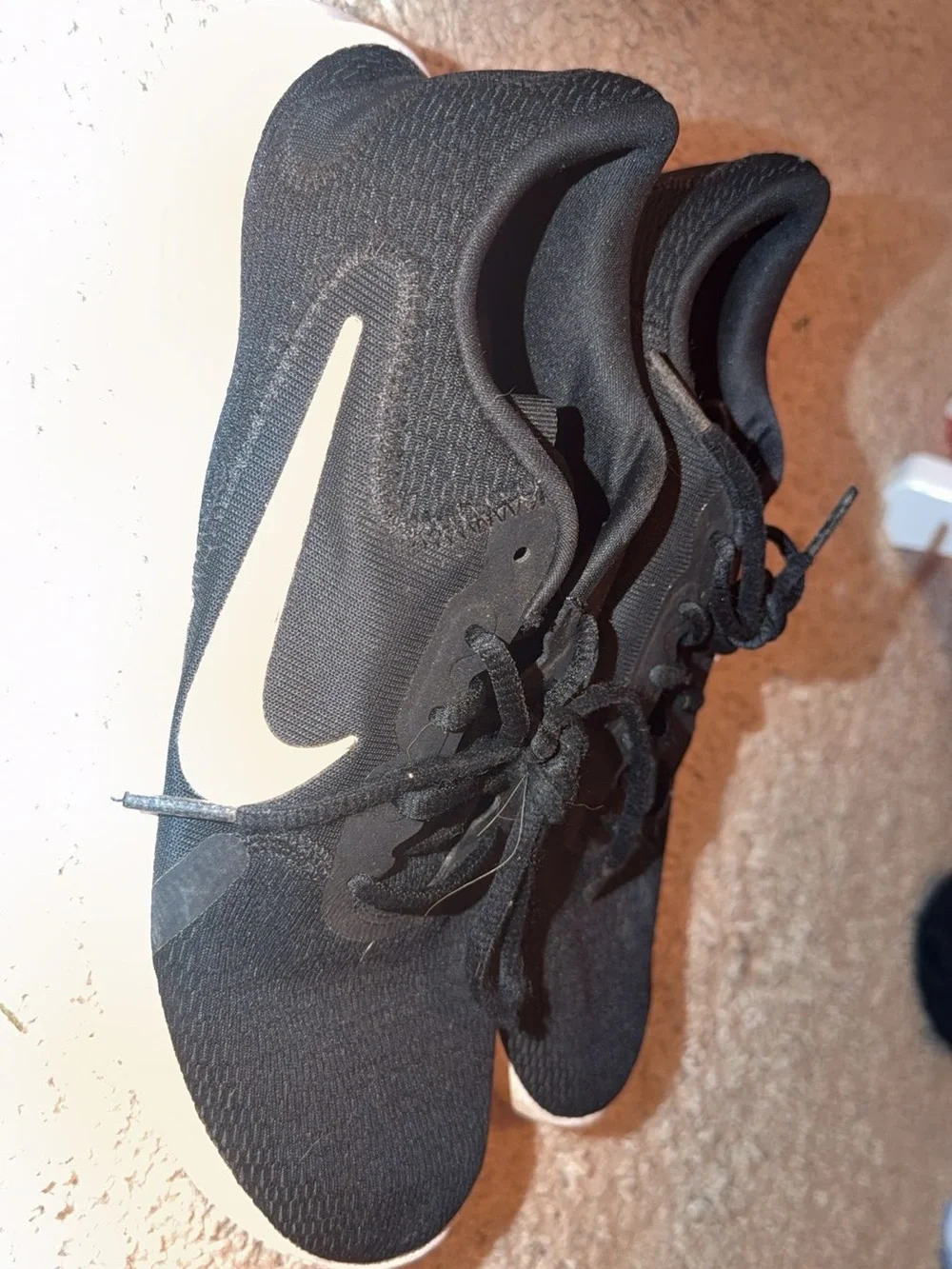 Nike lightweight black