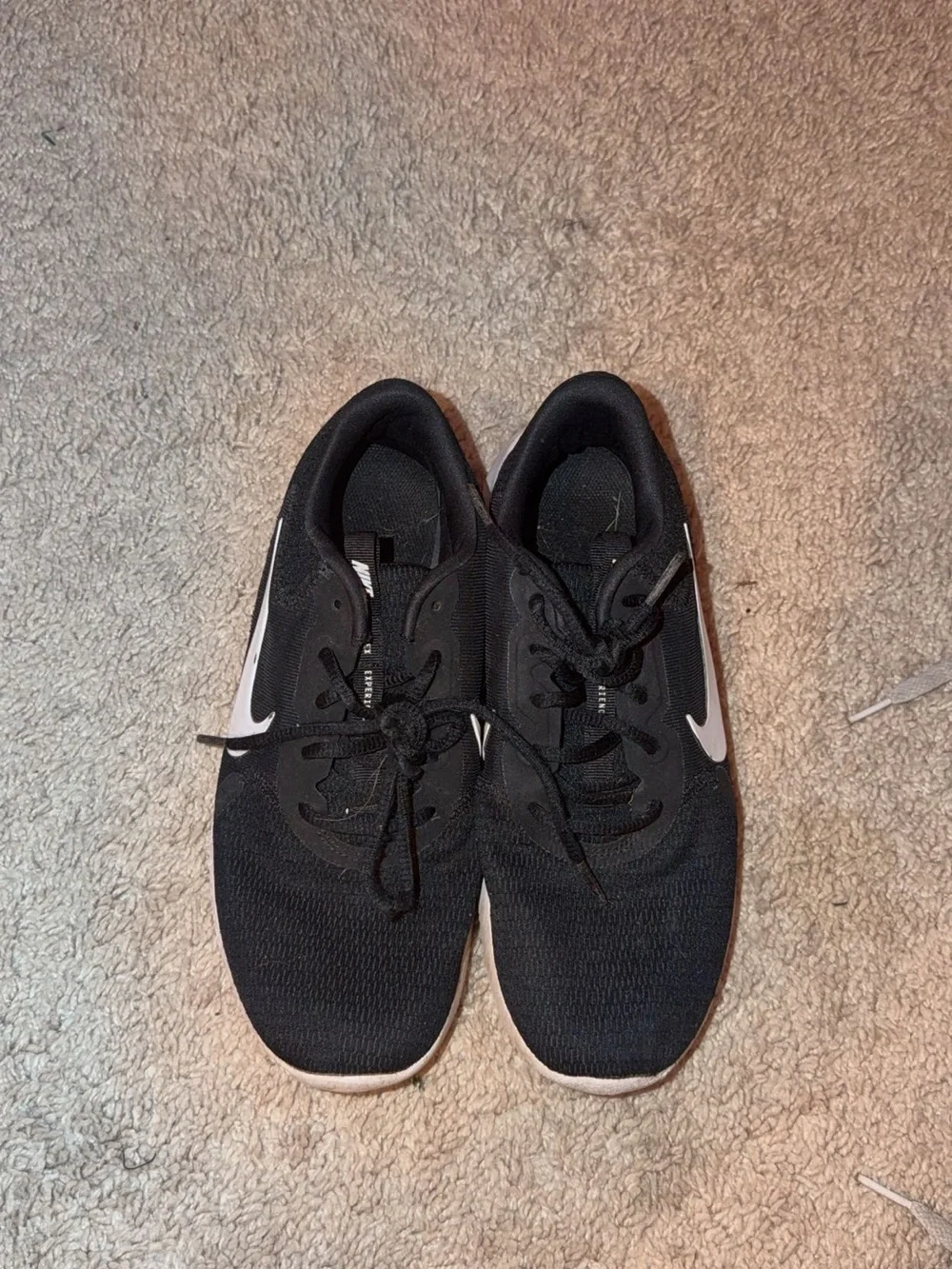 Nike lightweight black