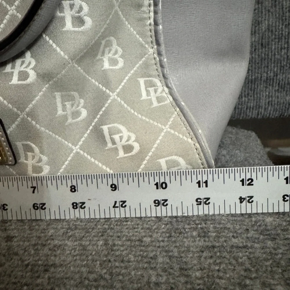 Dooney & Bourke tone combines