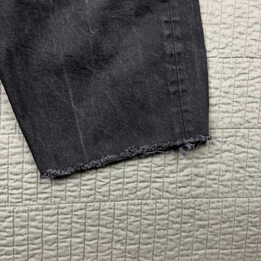 Levis Premium 501 Men 32 Black Denim Cut Off Shorts Button Fly 10