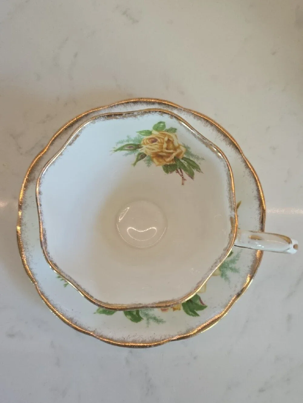 Royal Albert elegant porcelain