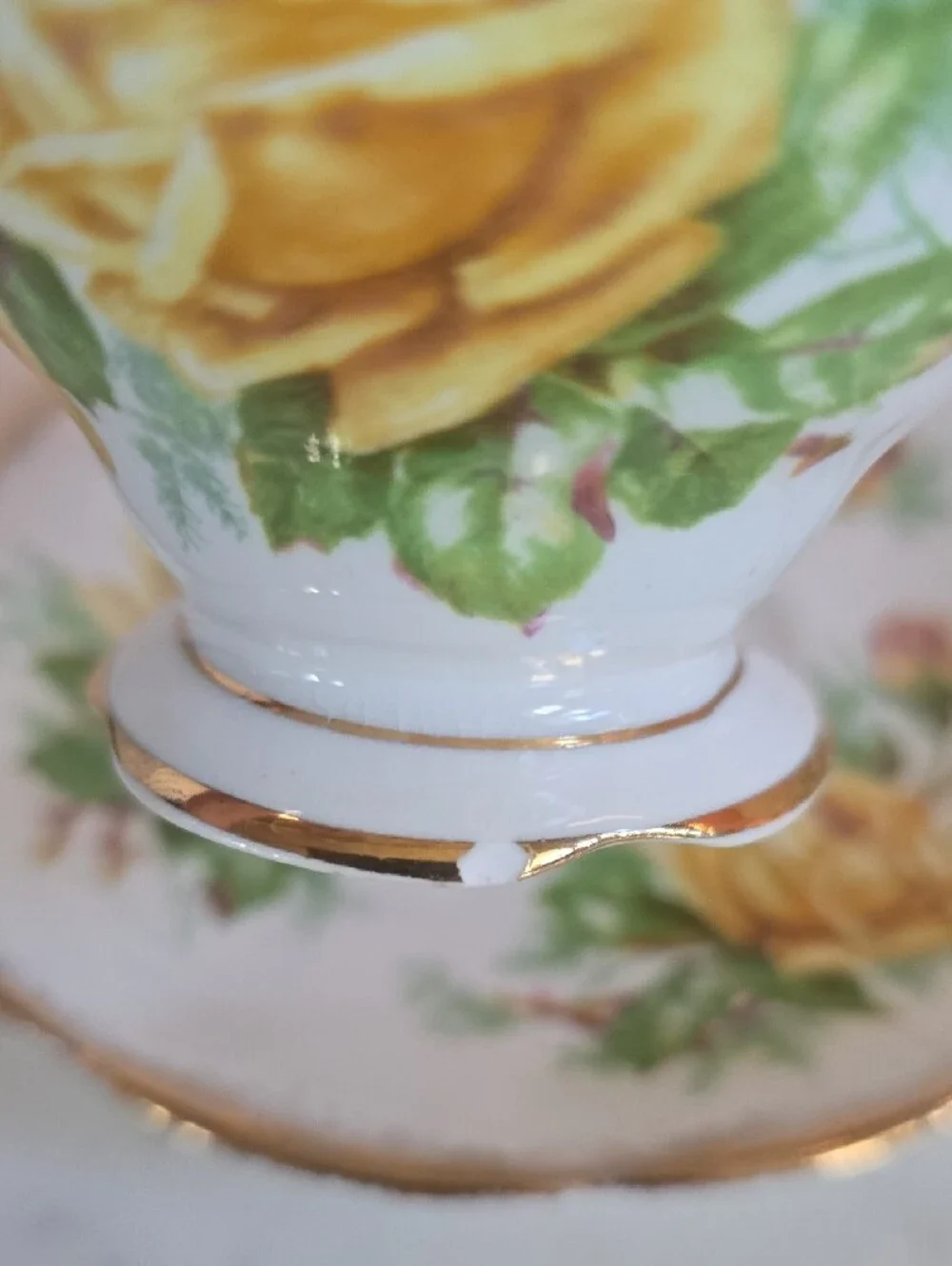 Royal Albert elegant porcelain