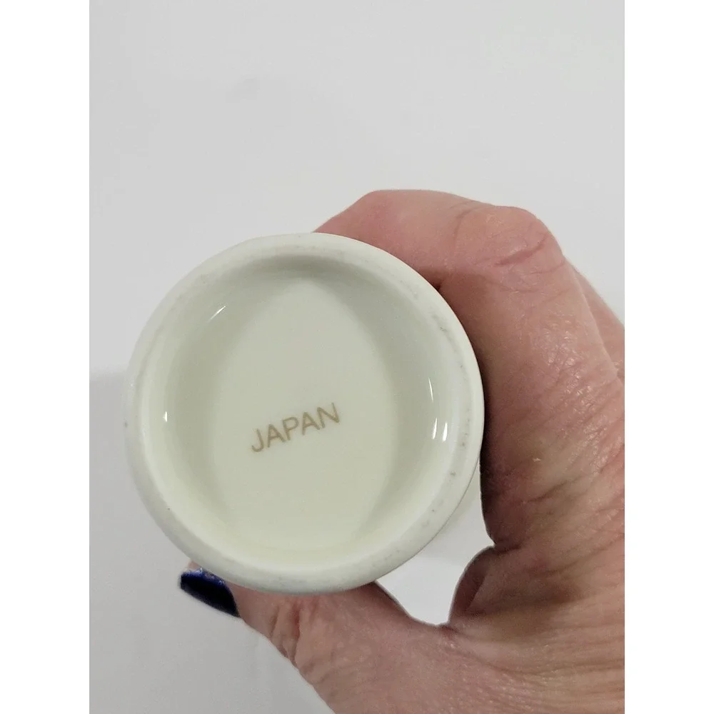 N/A bud vase