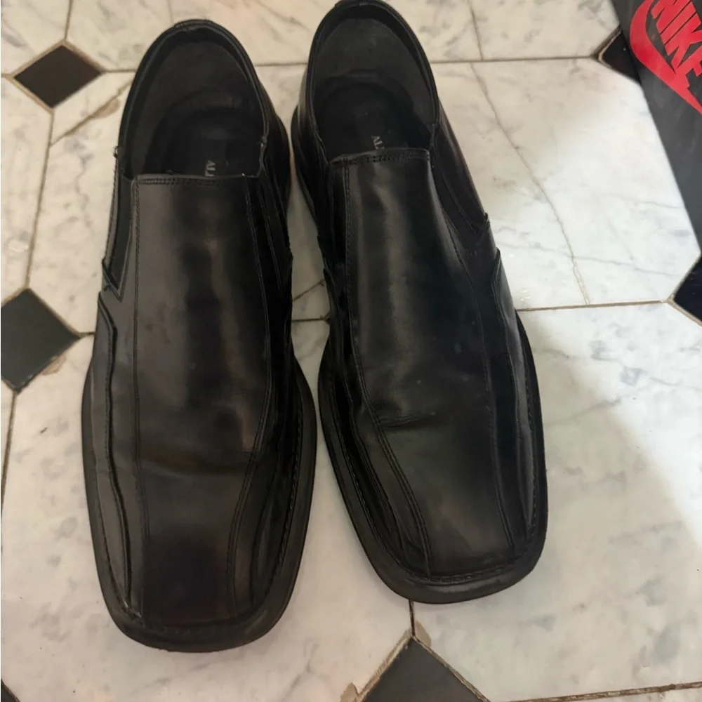 Alfani loafers leather versatile