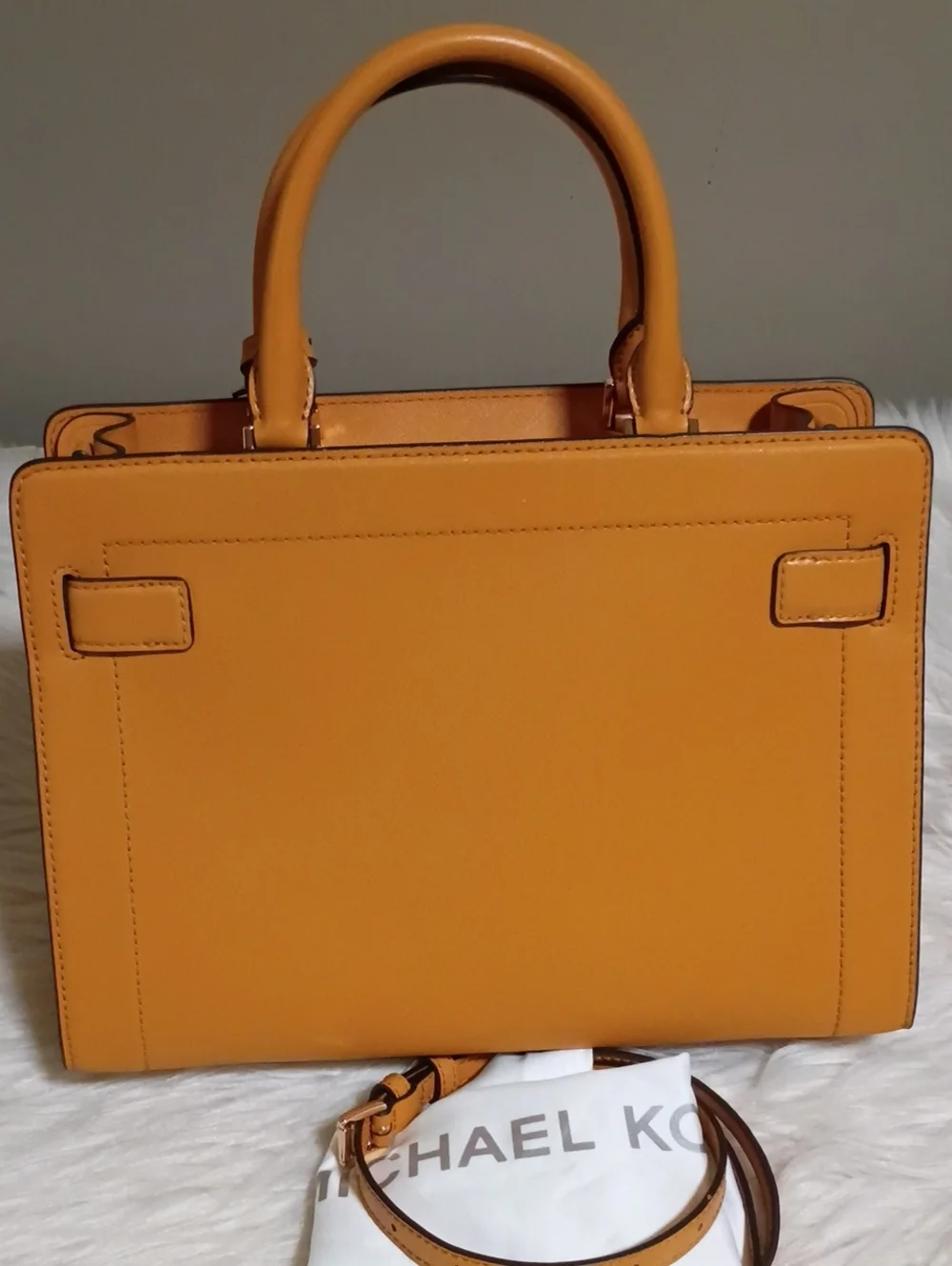 Michael Kors excellent beautiful