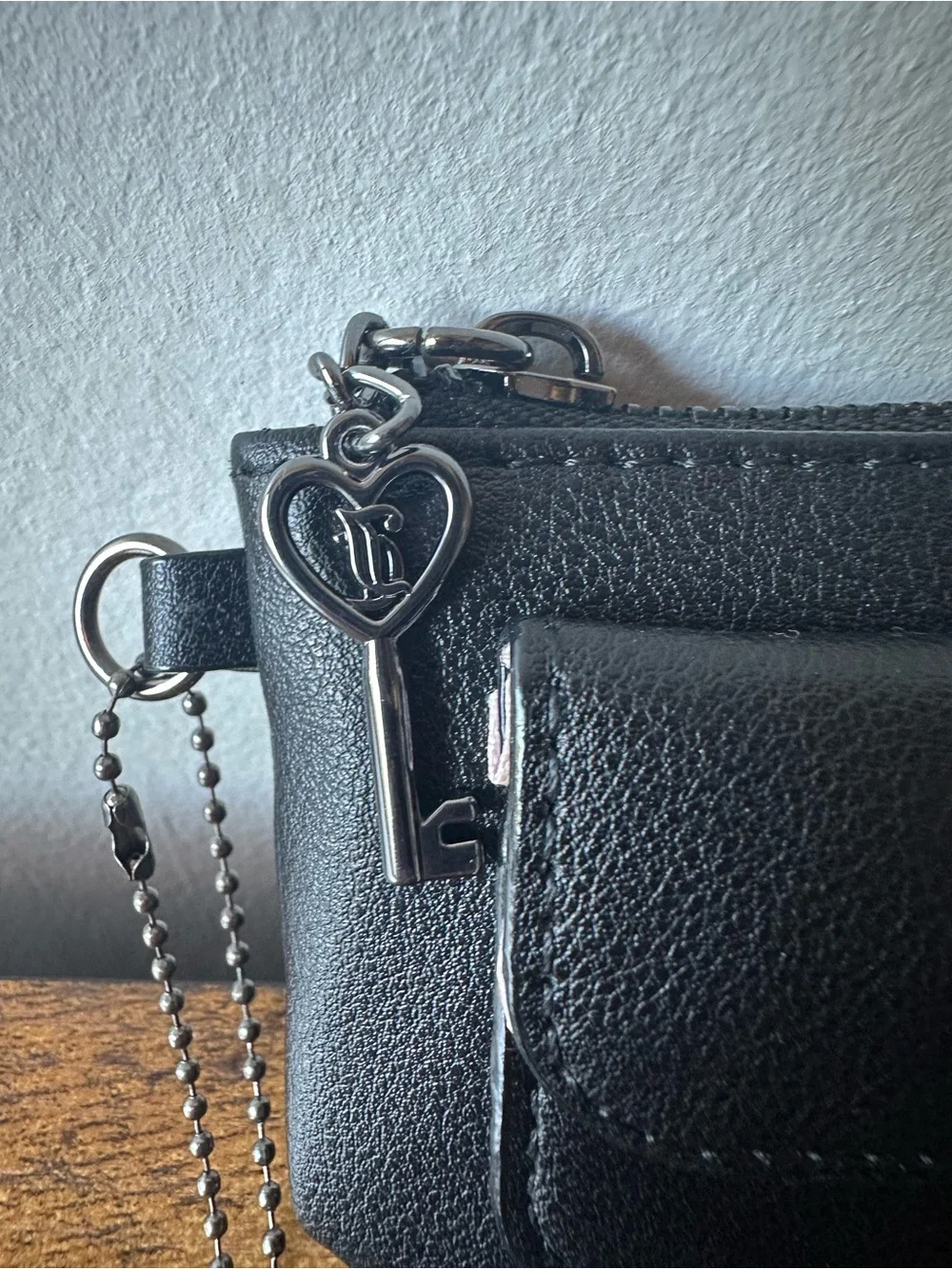 Juicy Couture sleek juicy