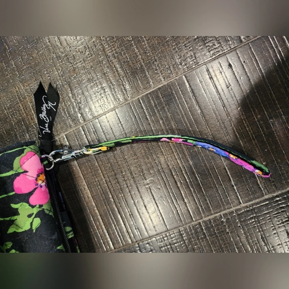 Vera Bradley features wristlet