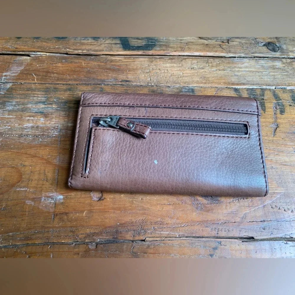 Fossil preowned pics