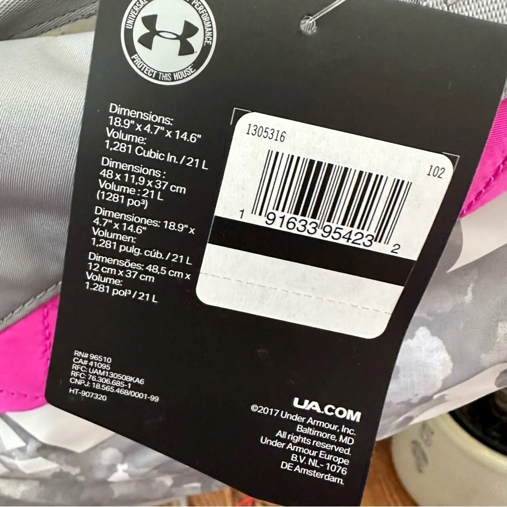 Under Armour stylish under