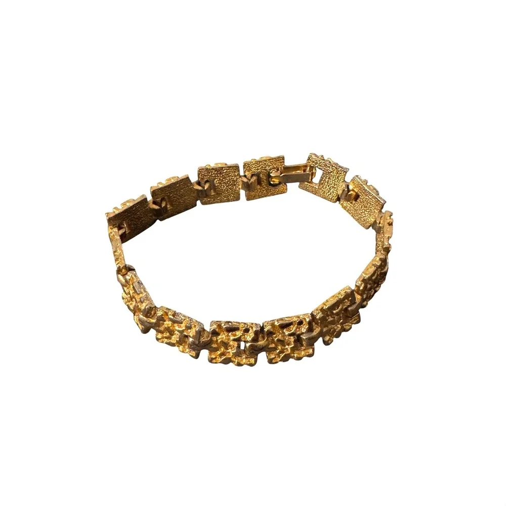 Vintage Gold Tone Nugget Link Bracelet Brutalist Textured Statement 7.5 Inch