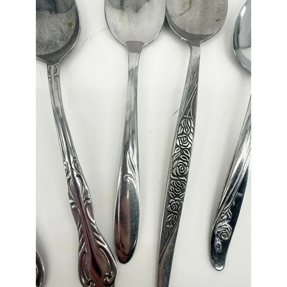 Oneida set mismatched