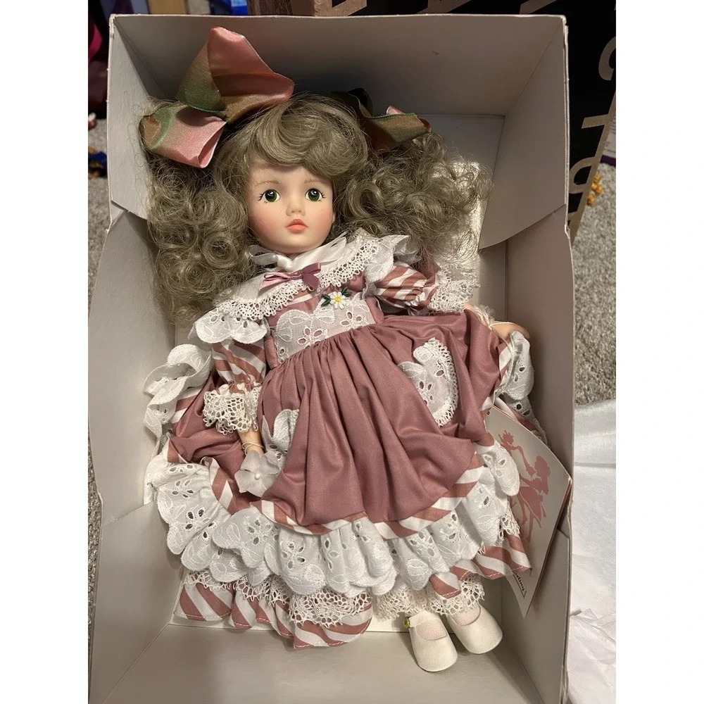 Vintage 1993 Madame Alexander Let's Play Dolls Alice Darling Doll NRFB