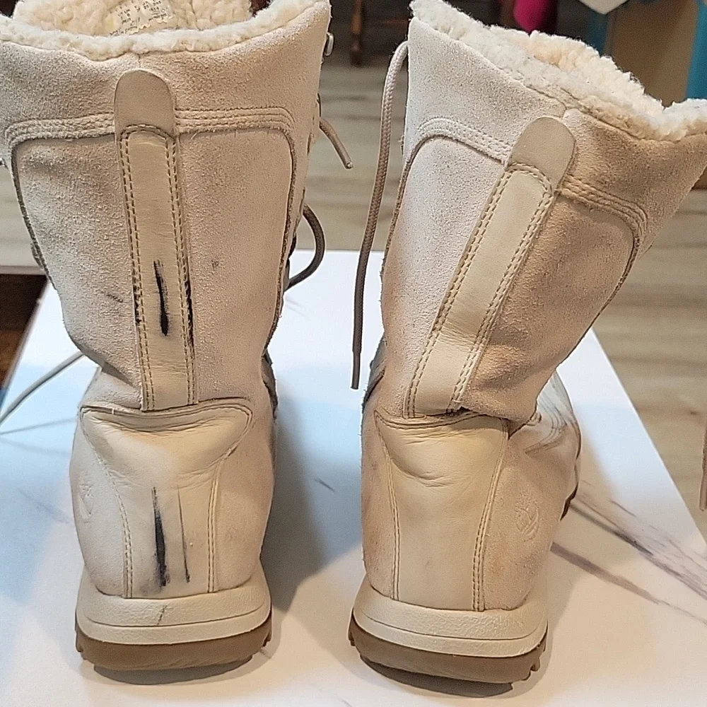 Timberland Women's Beige Winter Boots Size 8