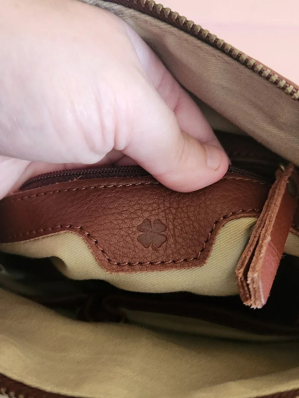 Lucky Brand front tone contrast