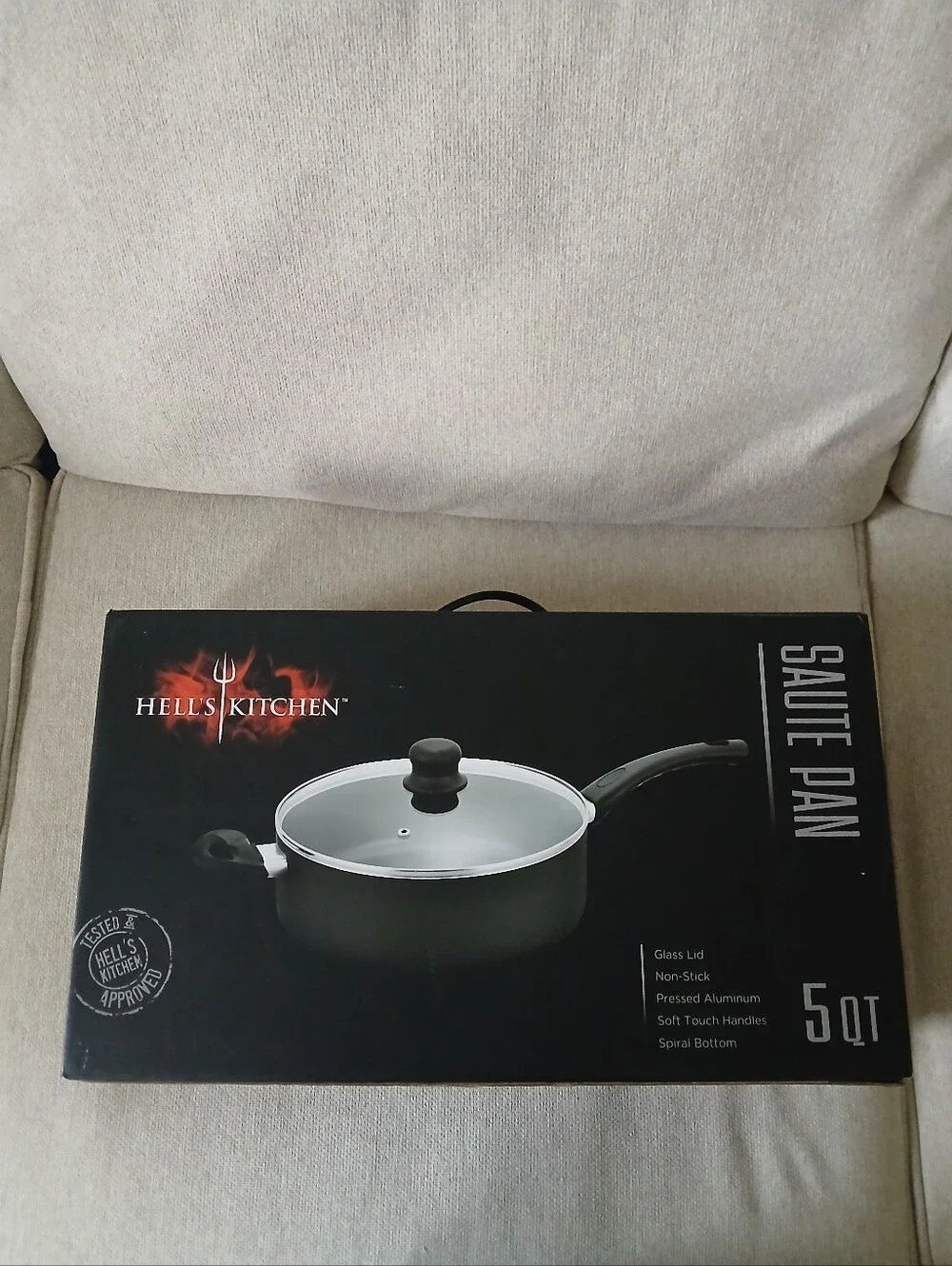 5 QT Black Saute Pan with Glass Lid