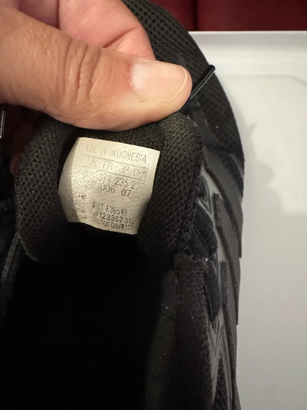 adidas all black