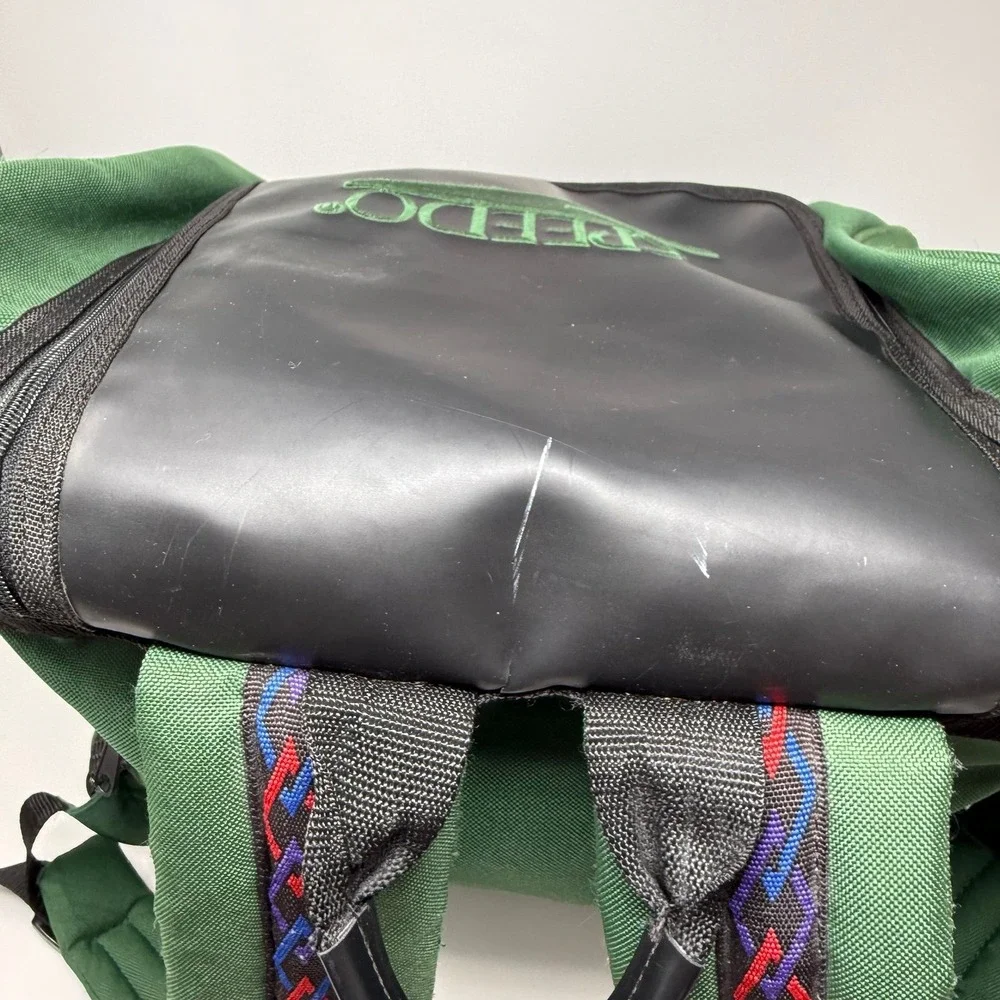 Vintage Speedo Large green Backpack Book Bag Swim Bag Sports 1990s Tribal Straps