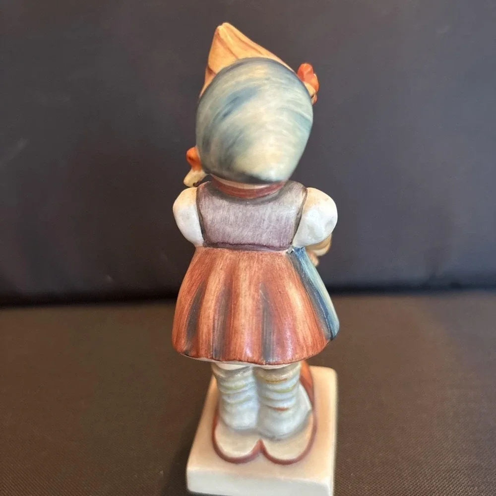 Vintage Goebel Hummel Figurine 