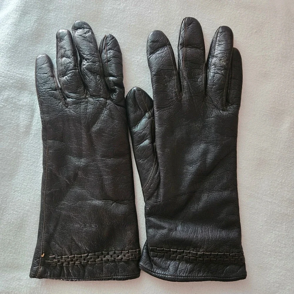 Unbranded solid detail