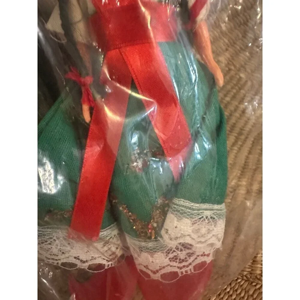 8” Mexico plastic Dolls