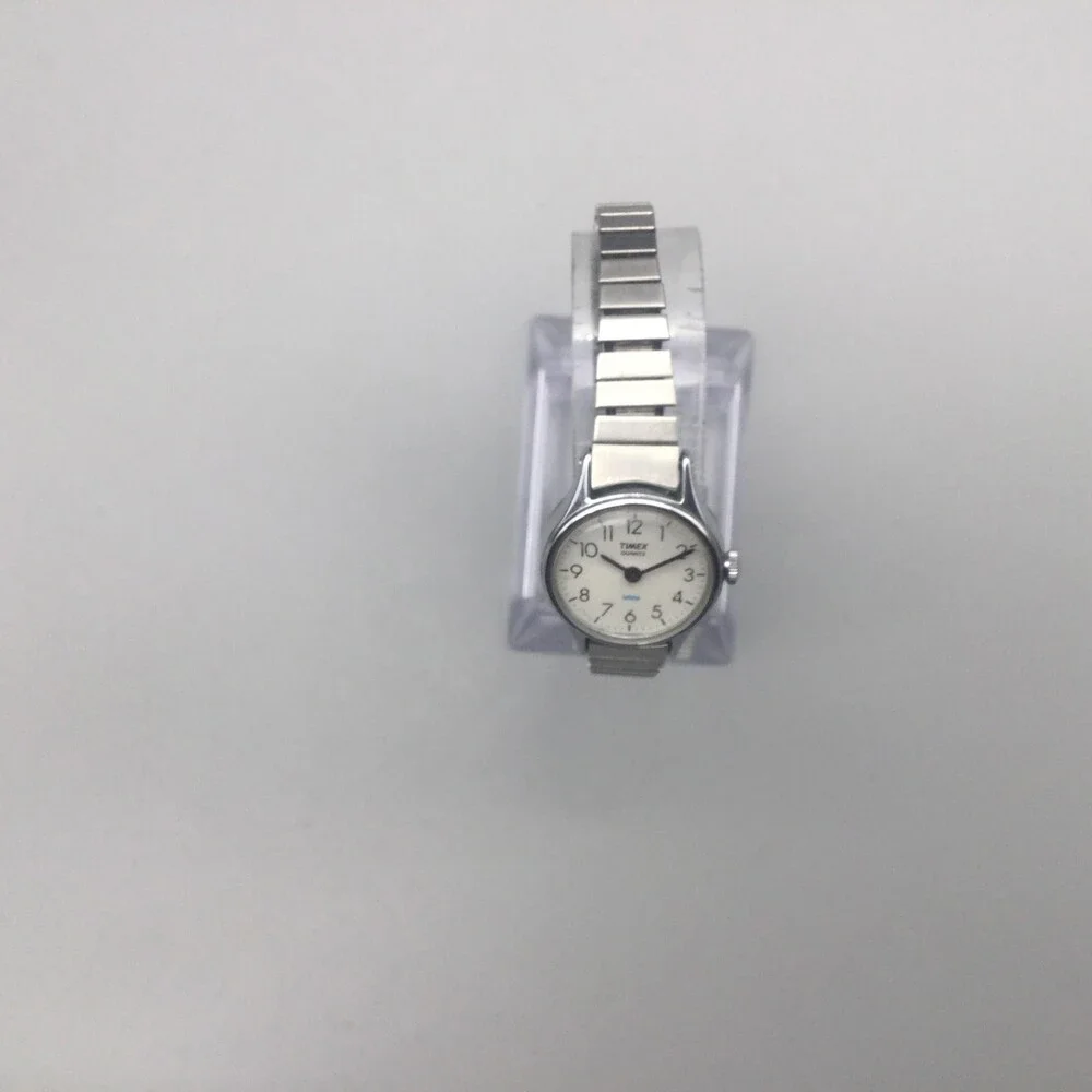 Timex Womens Watch 20mm Silver Tone Stainless Expansion Band New Battery